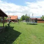 Casa de Férias Mazurskie Wzgórze-domki Z Basenem Rydzewo (Gizycko)