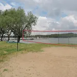 Casa de Férias Mazurskie Wzgórze-domki Z Basenem *