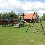 Casa de Férias Mazurskie Wzgórze-domki Z Basenem Rydzewo (Gizycko)