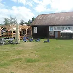 Casa de Férias Mazurskie Wzgórze-domki Z Basenem