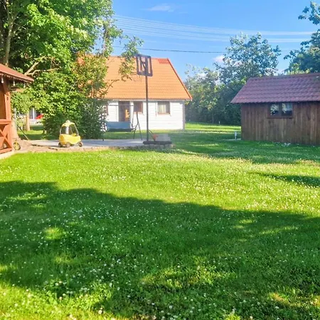 Mazurskie Wzgórze-domki Z Basenem Сasa de vacaciones